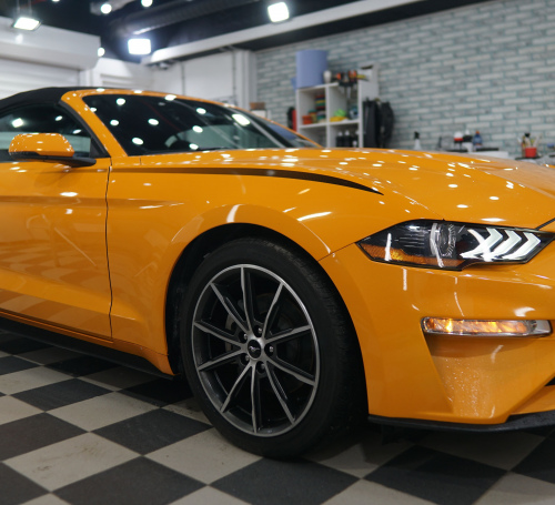 Локальная покраска в детейлинг центре SA CarLounge в Москве