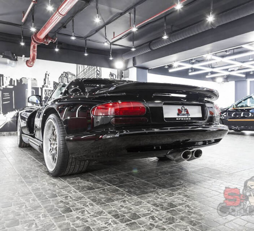 Локальная полировка царапин в детейлинг центре SA CarLounge в Москве