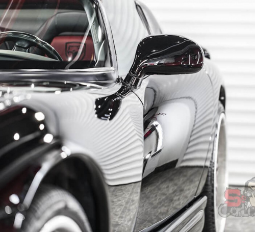 Замена двери авто в детейлинг центре SA CarLounge в Москве