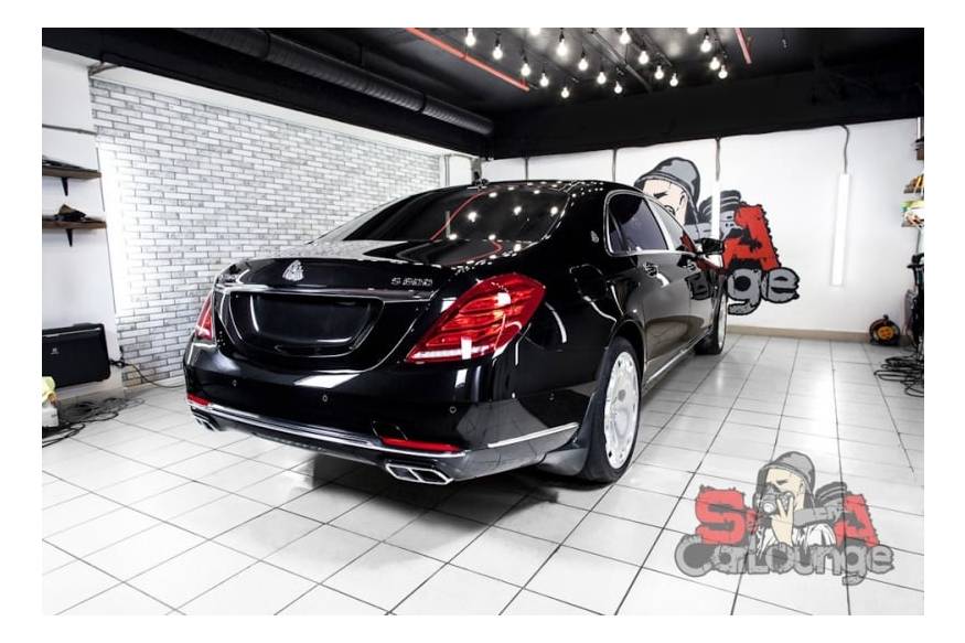 Локальная покраска бампера в детейлинг центре SA CarLounge в Москве