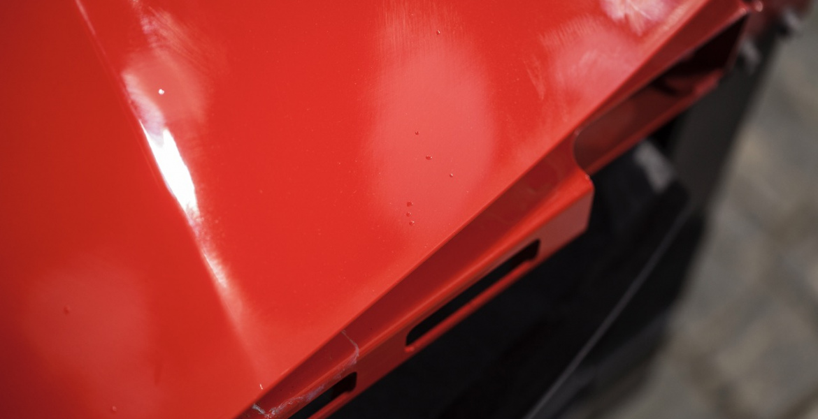 Обучение ремонту сколов в детейлинг центре SA CarLounge в Москве