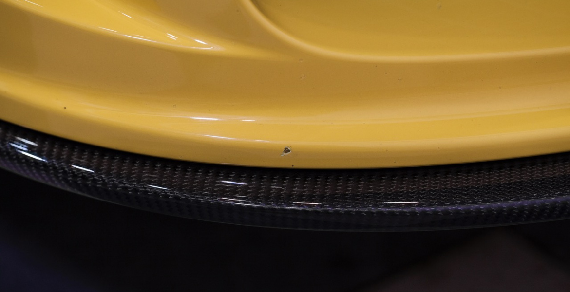 Обучение ремонту сколов в детейлинг центре SA CarLounge в Москве