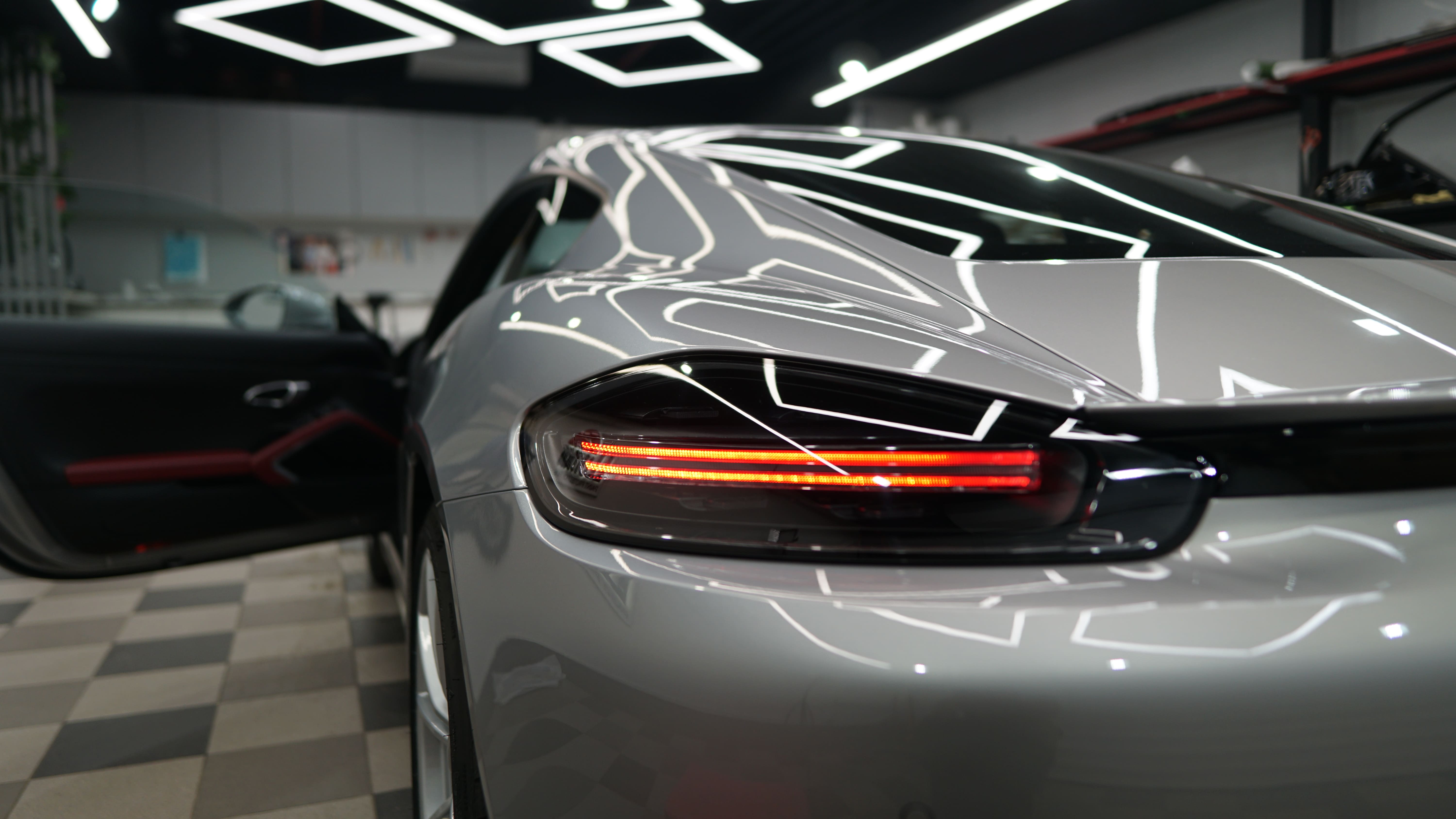 Замена задней двери