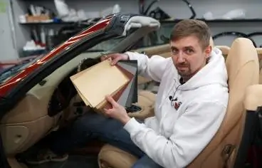 Подробнее на странице: Перетяжка потолка авто